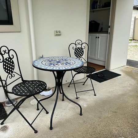 Cornelias Cottage Mount Gambier Central Exterior photo